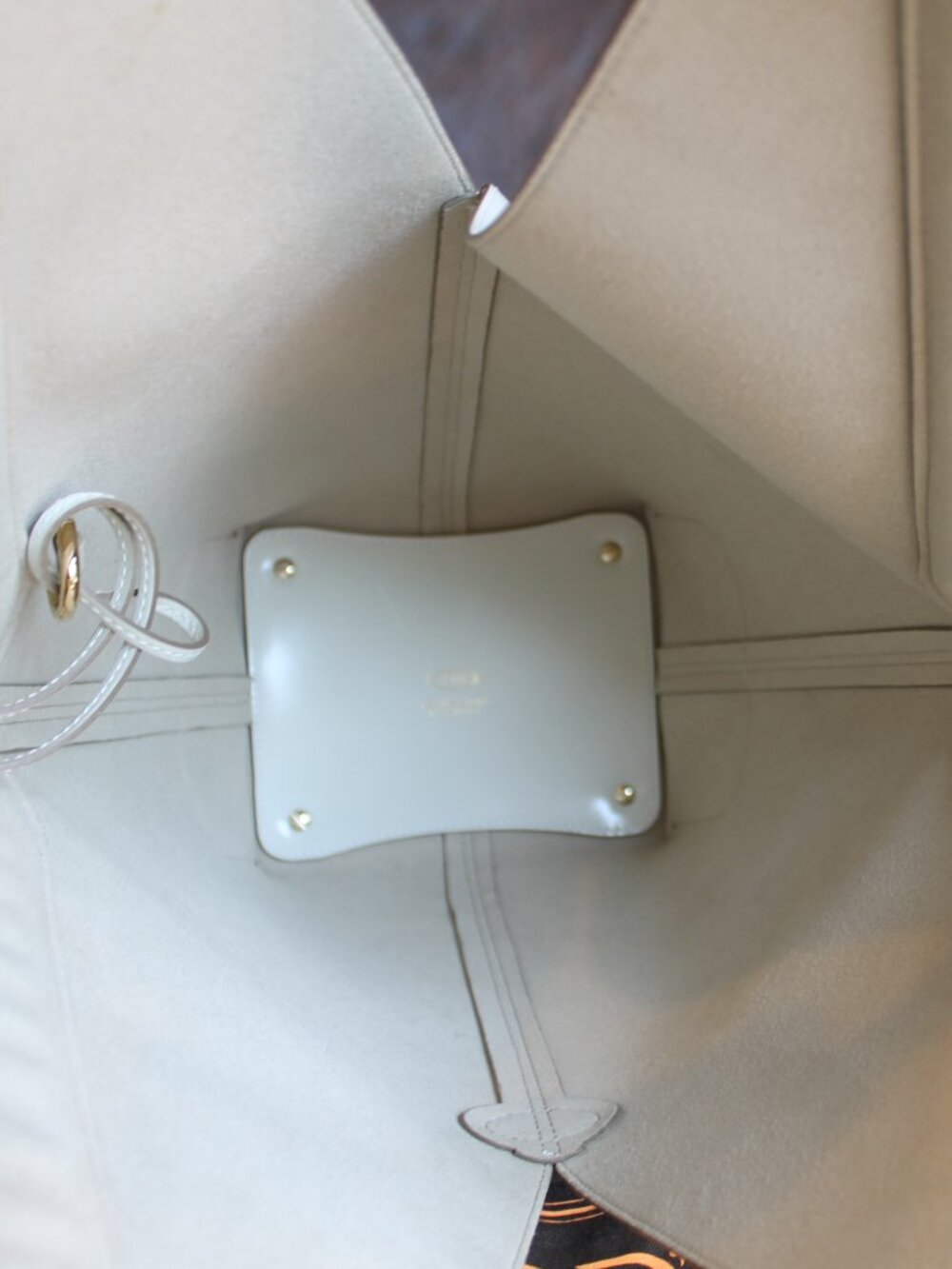 Tod's Di Bag Folio EUC Celebrity carried with tags and dust bag - Picture 9 of 17